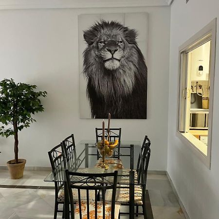 Very Nice Apartament. City Center. Private Parking เซบีญา ภายนอก รูปภาพ