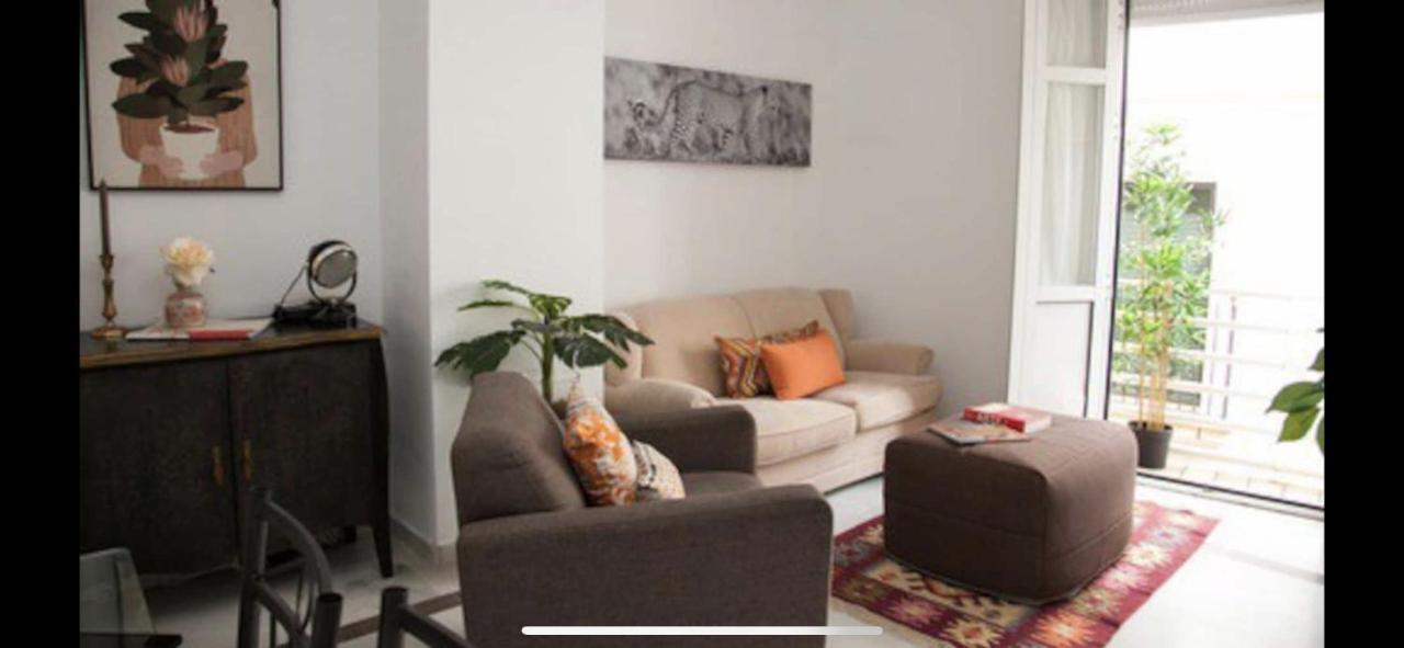 Very Nice Apartament. City Center. Private Parking เซบีญา ภายนอก รูปภาพ