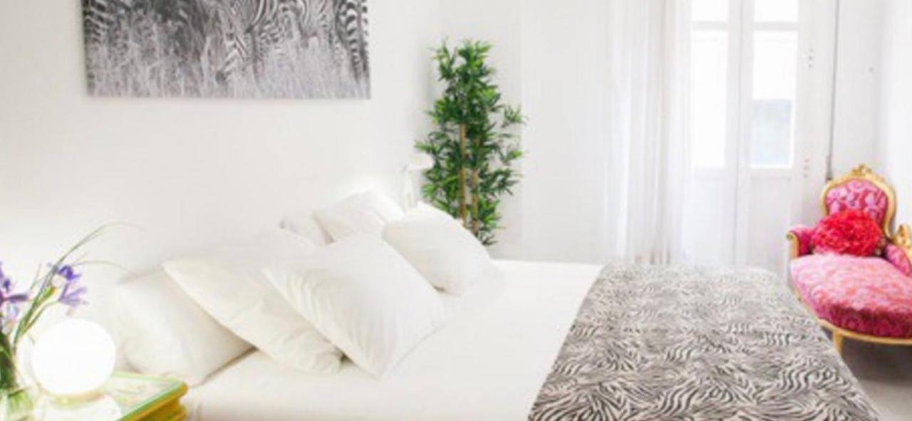 Very Nice Apartament. City Center. Private Parking เซบีญา ภายนอก รูปภาพ