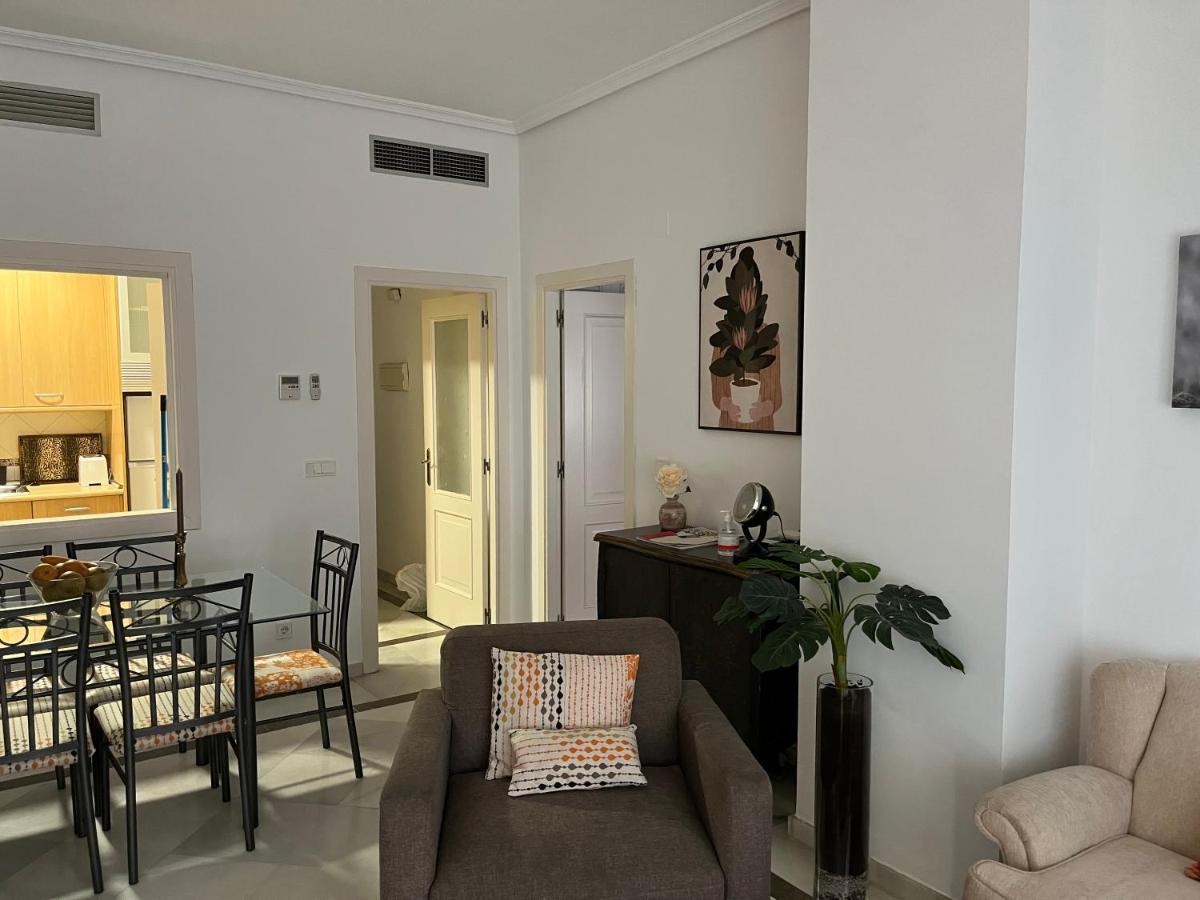 Very Nice Apartament. City Center. Private Parking เซบีญา ภายนอก รูปภาพ
